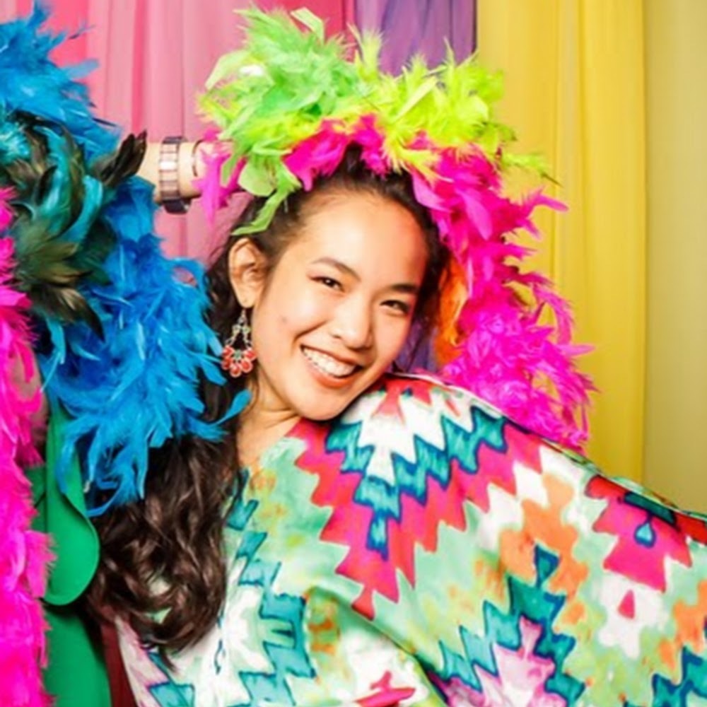 Meet your Posher, Elenore